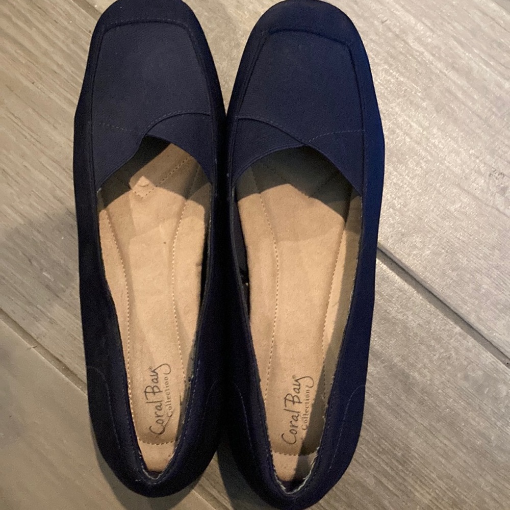 Women’s Size 11W Wide Coral Bay Collections Slip On Shoes